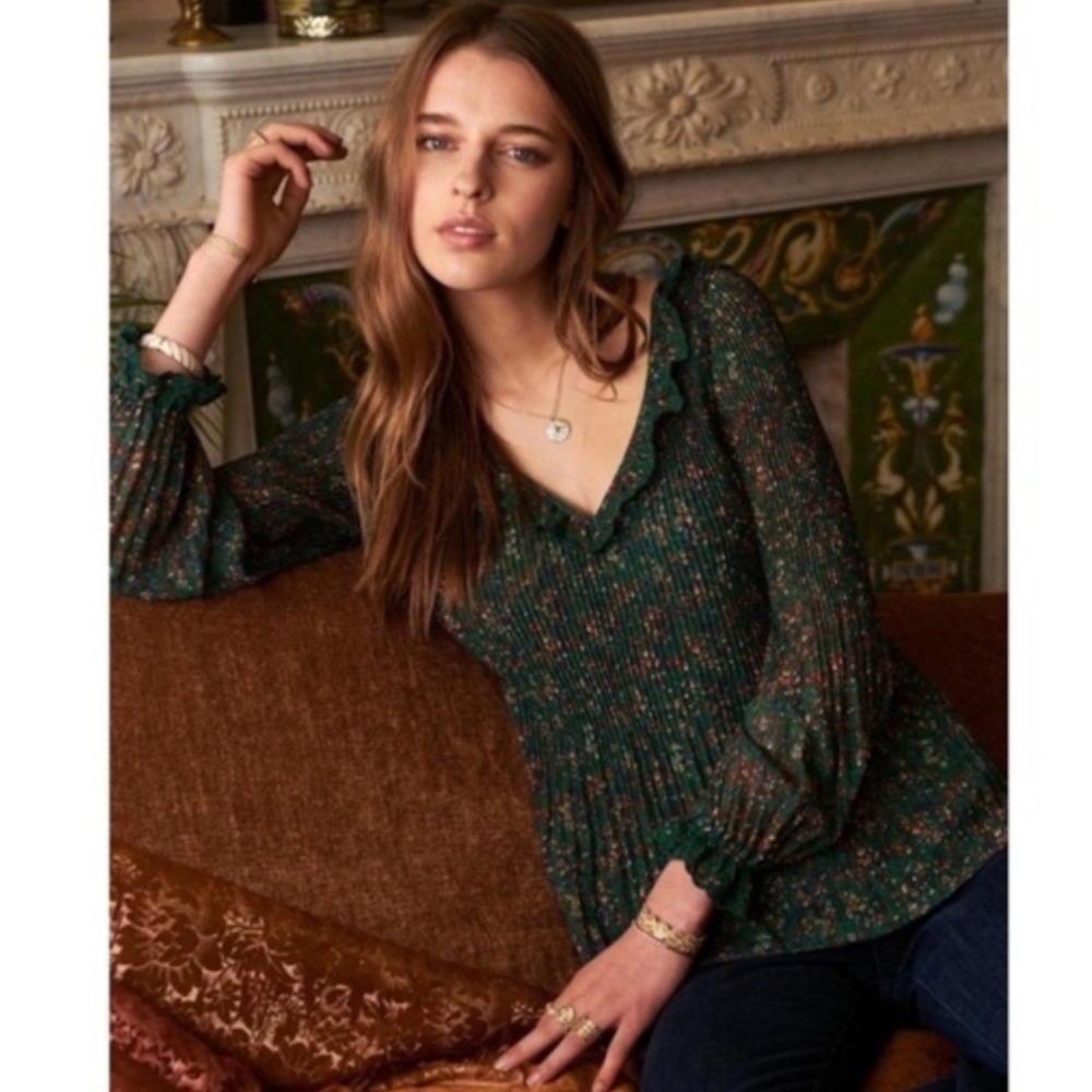Sezane Sybille Blouse Women Sz 6 Green Floral Pleated Eyelet Lace Trim V-Neck